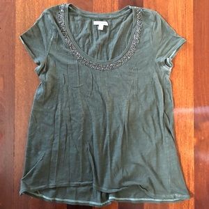 AEO Scoop Neck Short Sleeve Shirt - M
